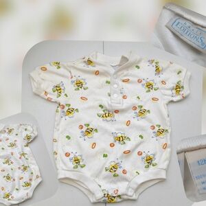 Basic Editions White Baby Onesie With Basketball Bee Size 12mon